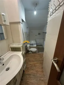 Piata Romana-Apartament 2 Camere, mobilat-utilat - foto 10