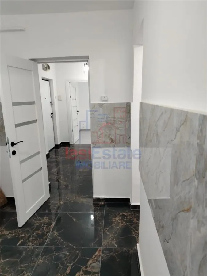 Apartament 3 camere Tatarasi - foto 3