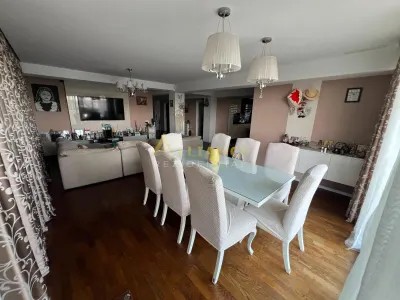 Apartament 4 camere de vanzare 139 mp utili terasa 107 mp 2 locuri de parcare incluse - foto 3