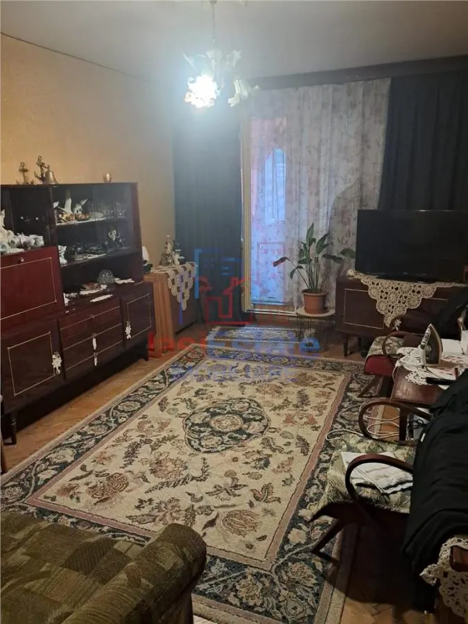 Apartament 3 camere Gara - Silvestru - foto 1