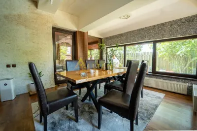 PREMIUM | Vila cu 4 camere si Piscina | Teren 500 mp - foto 16
