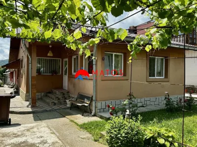 Casa de vanzare in Cornu, Prahova | 2 locuinte | Teren 1.387 mp | Comision 0% - foto 1