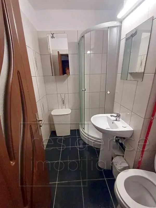 Garsoniera renovata, Marasti, zona Farmec - foto 5