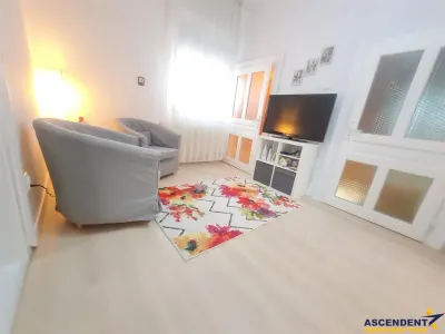 Casa situata central, cu un echilibru remarcabil intre traditie si design contemporan â€“ Brasov - foto 9