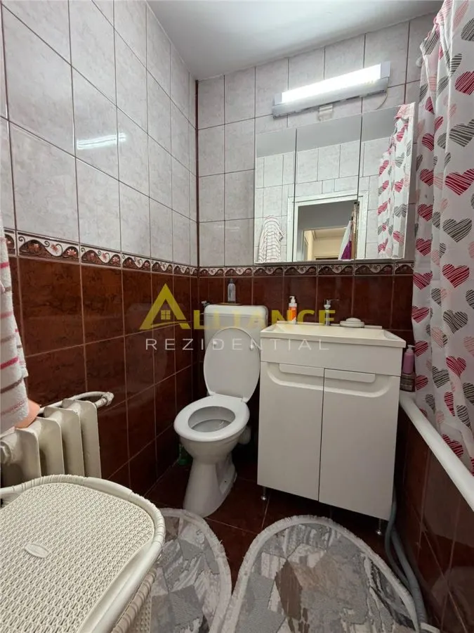 Sector 3 Apartament 4 camere 2 bai 81,5 mp - foto 15
