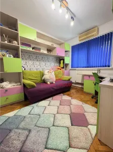 Apartament 3 Camere Decomandat cu Loc de Parcare și Boxa Tomis Nord - foto 7