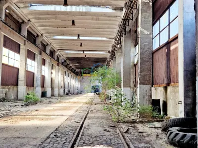HALA INDUSTRIALA DE VANZARE - FILIASI-POZITIE STRATEGICA PENTRU LOGISTICA, DEPOZITARE, PRODUCTIE - foto 2