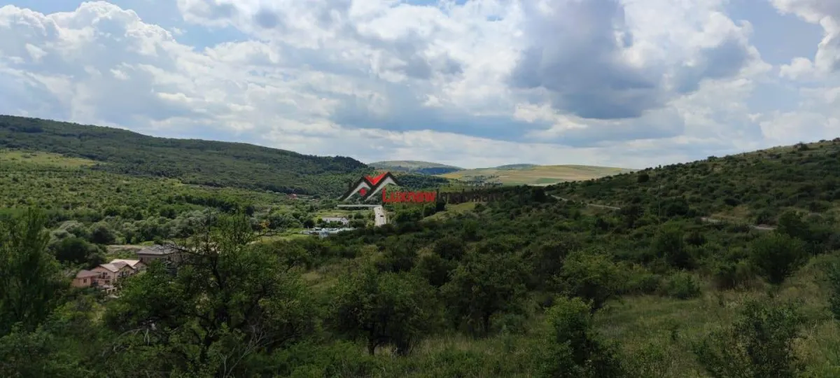 Teren Intravilan 586 mp în Rădaia ! Doar 29.000 â‚¬ ! Zonă în plina dezvoltare! - foto 2