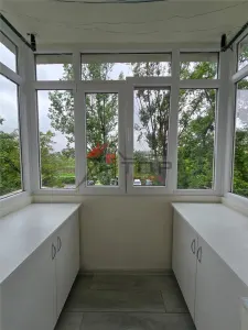 Etaj 2 - Mircea cel Batran, 2 camere, liber - Iasi