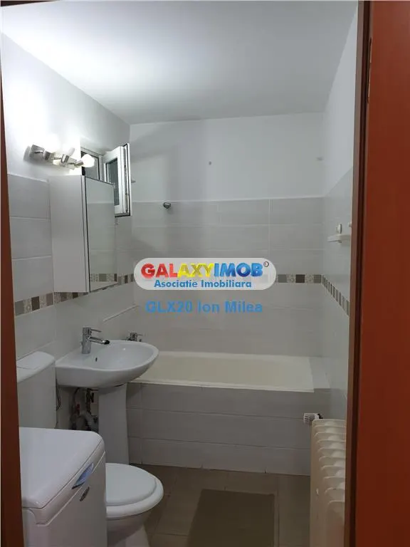 Vanzare garsoniera  decomandata  Obor  langa metrou! - foto 12