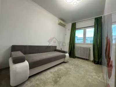 Inchiriere Apartament cu 3 camere Decomandat Palas Mall - foto 5