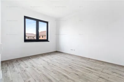 Apartament nou 2 camere Sanpetru Brasov - foto 4