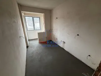 Apartament cu 2 camere, Hlincea, etajul 1 - 61.93mp + balcon 3.85mp - foto 4