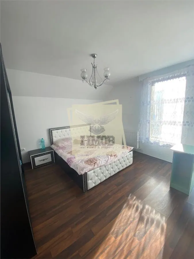 Casa 5 camere 2 bai balcon si 567 mp teren in Rasinari - foto 11