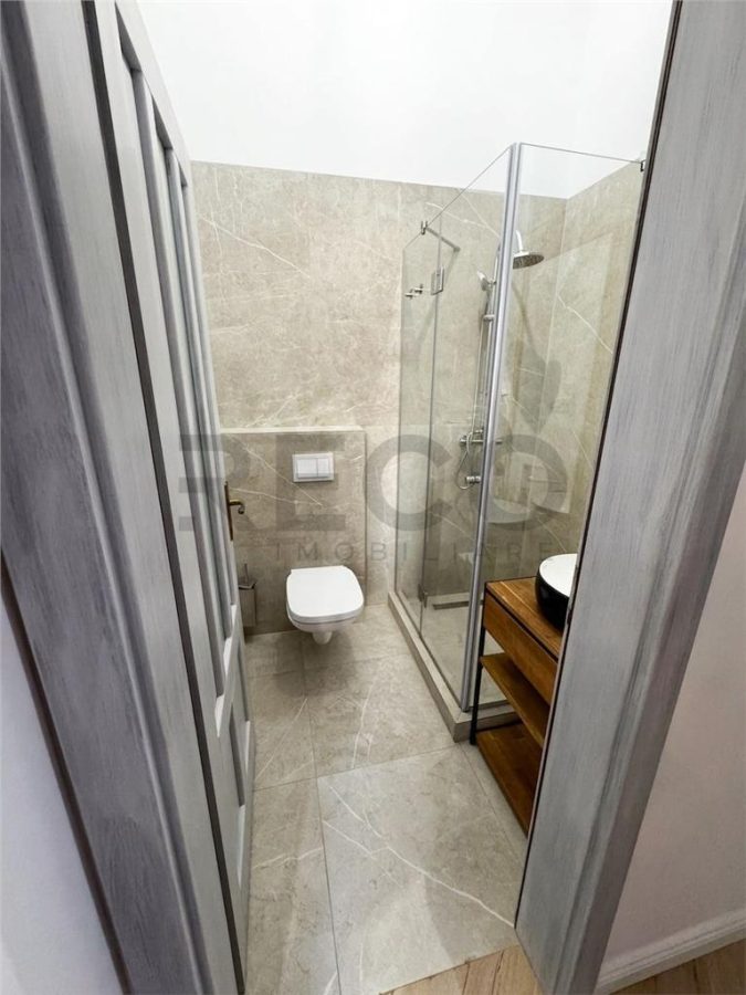 RECO Apartament de inchiriat  cu 2 camere premium  ultracentral - foto 12