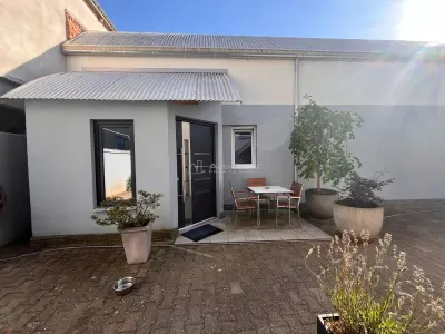 Lugoj,  Vila de Vis Cu Piscina, 440 Mp. Construiti, 820 Mp. Teren - foto 24