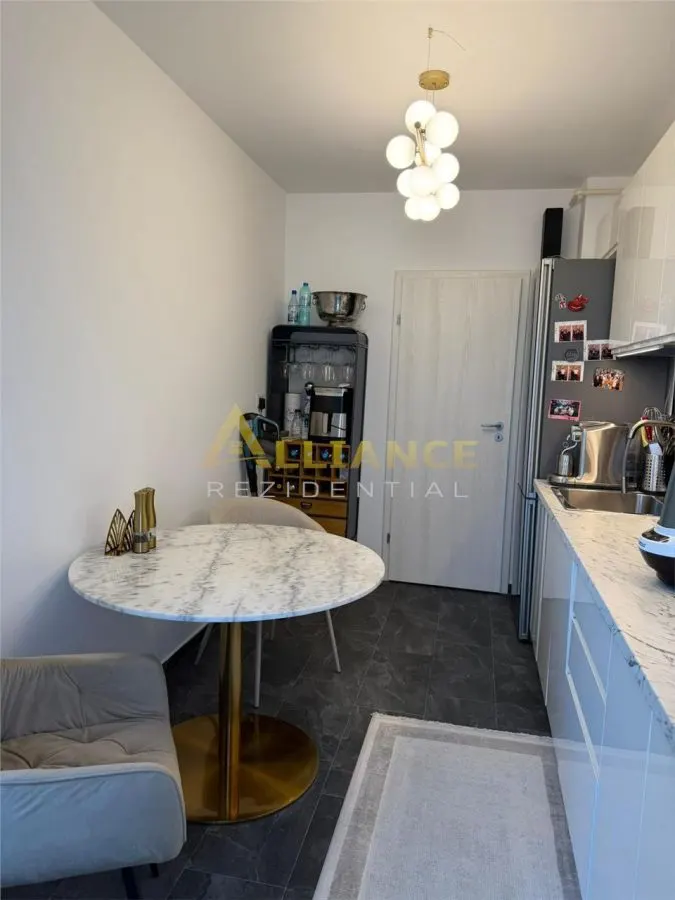 Apartament 3 camere  Strada Amurgului Mobilat modern - foto 12