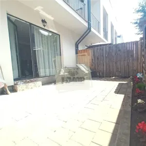 Casa cu 3 camere 3 balcoane si parcare privata in Selimbar - foto 5