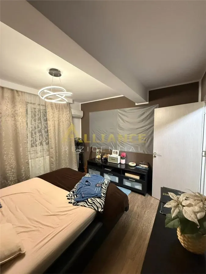 Apartament 3camere mobilat si utilat Metrou 1 decembrie 15min - foto 5