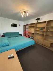 Apartament 3 Camere, Decomandat, zona Tomis ll, Ideal vara, sau termen lung - foto 3
