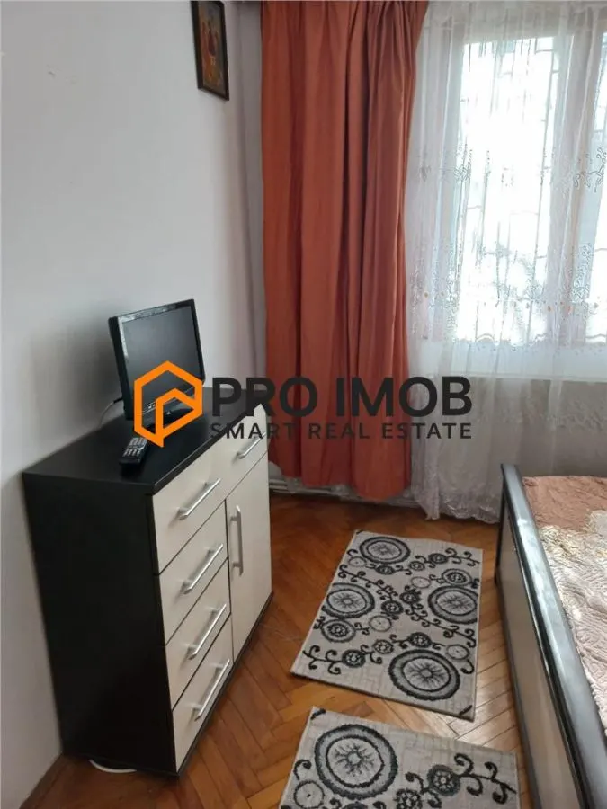 Apartament 2 camere cf 1 decomandat zona Crang - foto 4