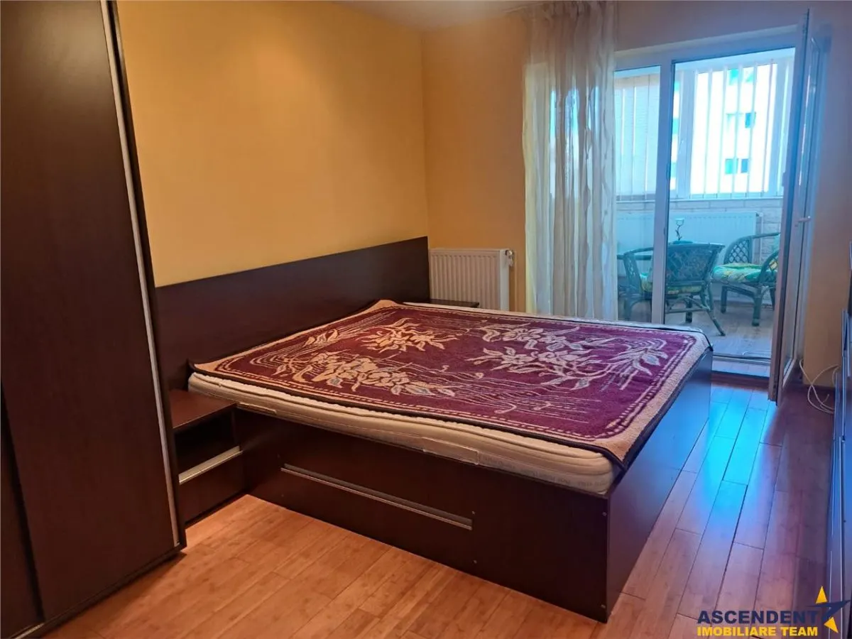 Apartament generos 3 camere de inchiriat, in zona apreciabila, Nicolae Iorga, Sf. Gheorghe - foto 4