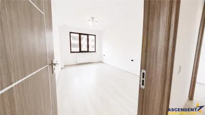 Decomandat, Clasa A, structura luminoasa, Isaran, Tractorul, Brasov - foto 13