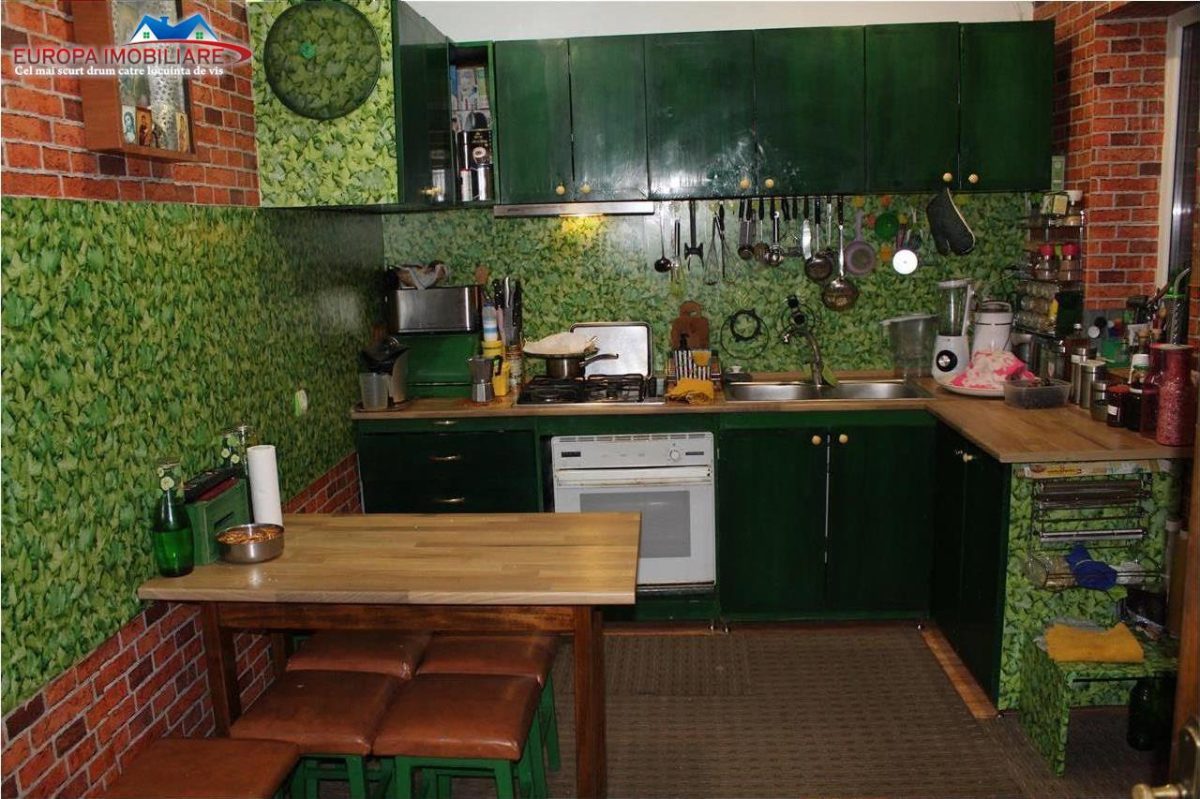 Vila  de vanzare zona ultracentrala Tulcea - foto 19