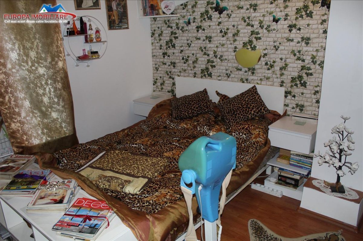 Vila  de vanzare zona ultracentrala Tulcea - foto 24