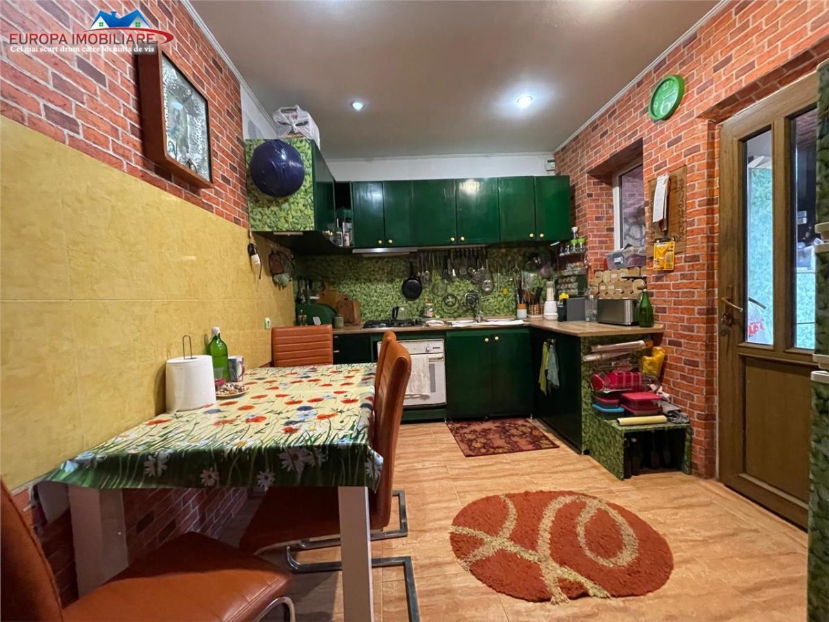 Vila  de vanzare zona ultracentrala Tulcea - foto 4