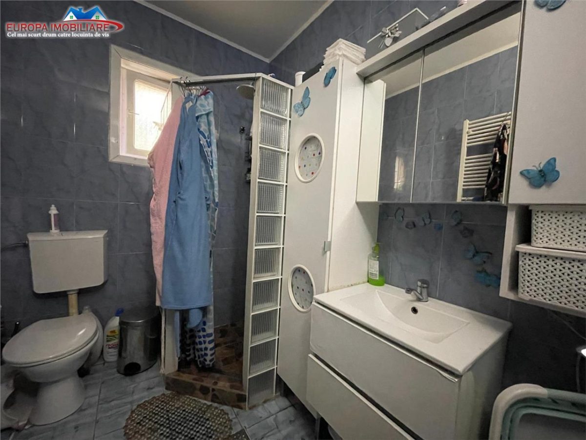 Vila  de vanzare zona ultracentrala Tulcea - foto 5
