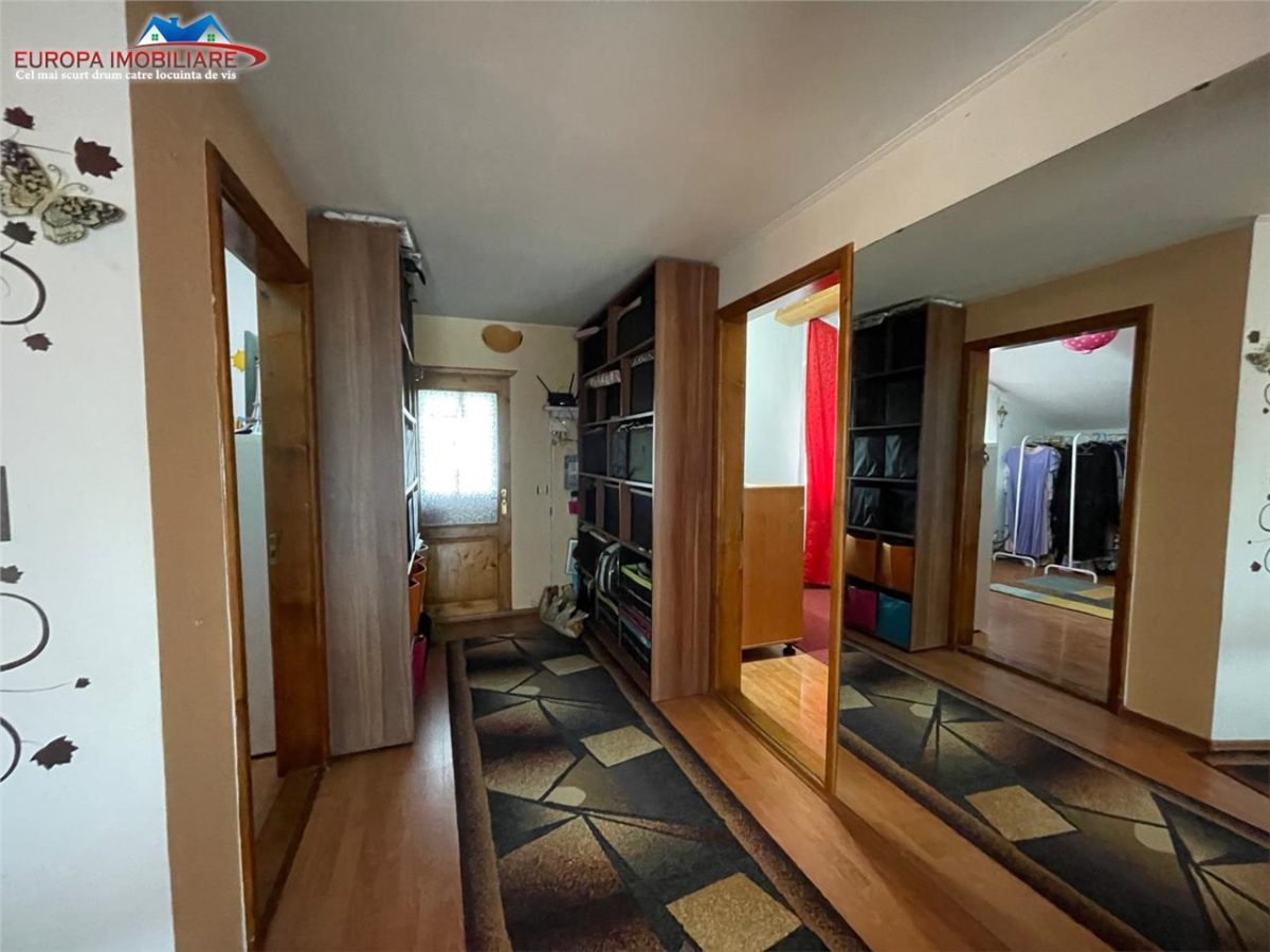 Vila  de vanzare zona ultracentrala Tulcea - foto 8