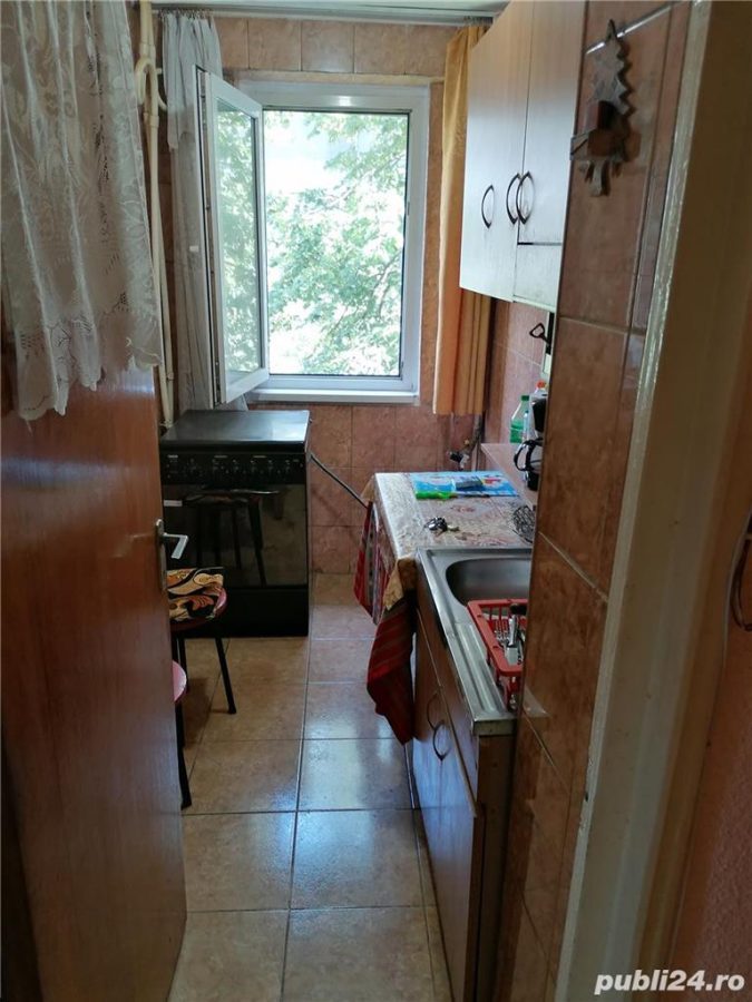 Vanzare apartament 2 camere, Cora Lujerului, 2 minute de metrou - foto 7