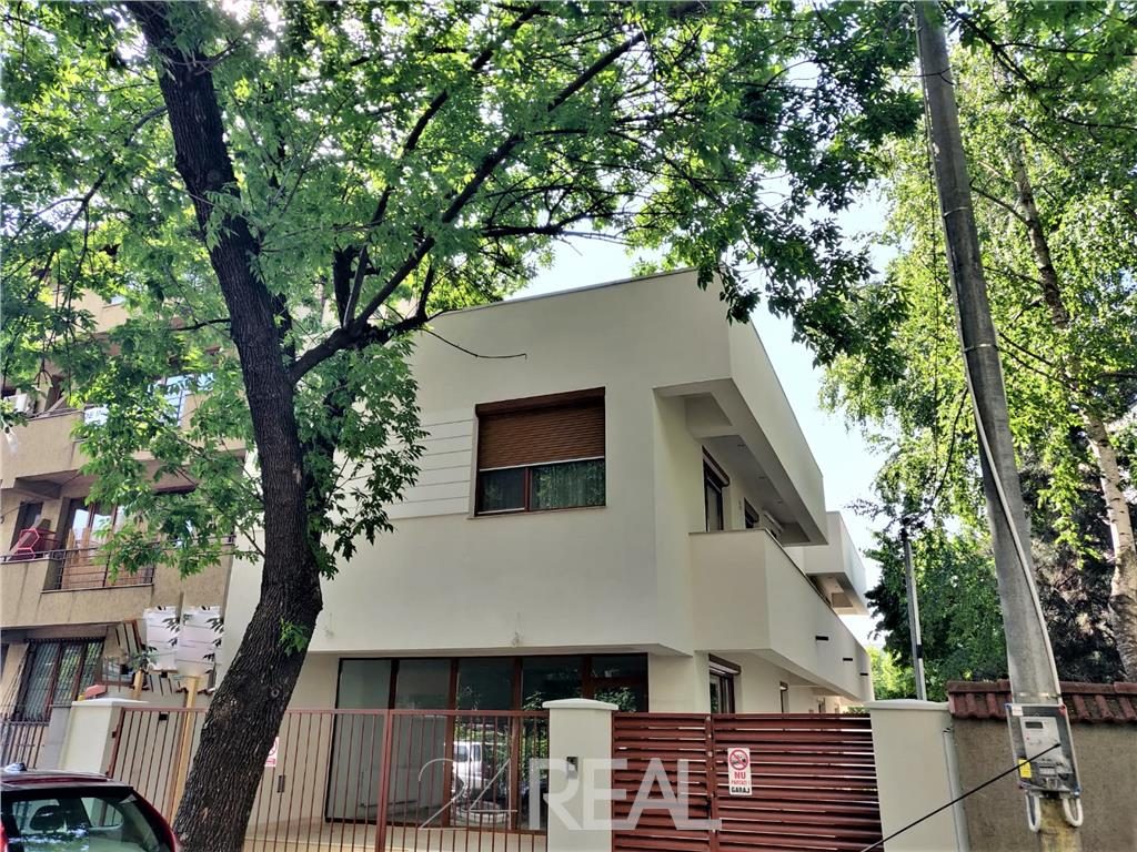Vila de vanzare in zona Bucurestii Noi - Metrou Jiului - 