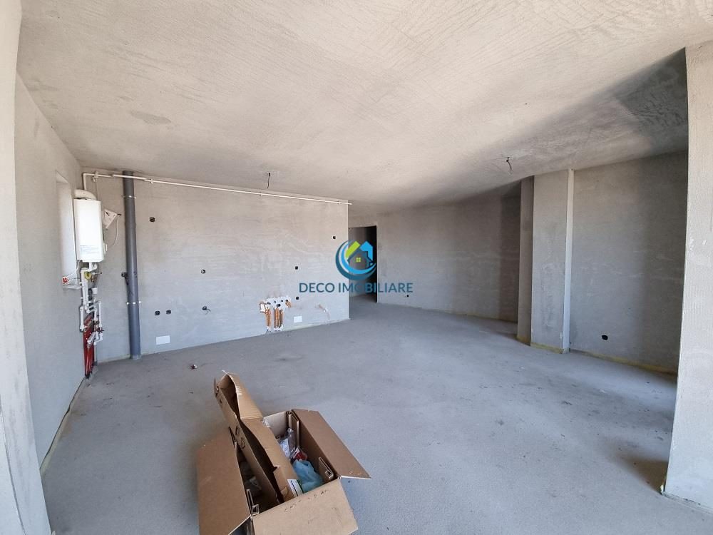 Apartament 3 camere 88 mp cu 2 balcoane, zona Vivo - 