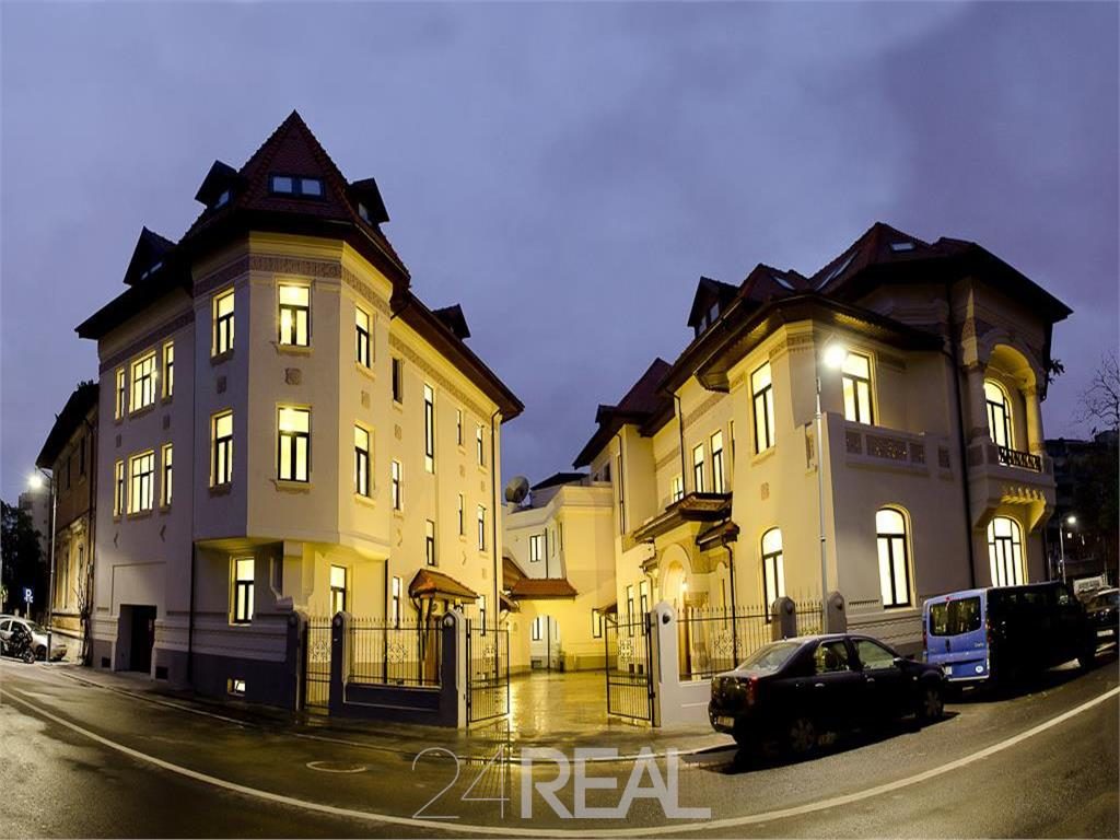 Vila de prestigiu de vanzare - 