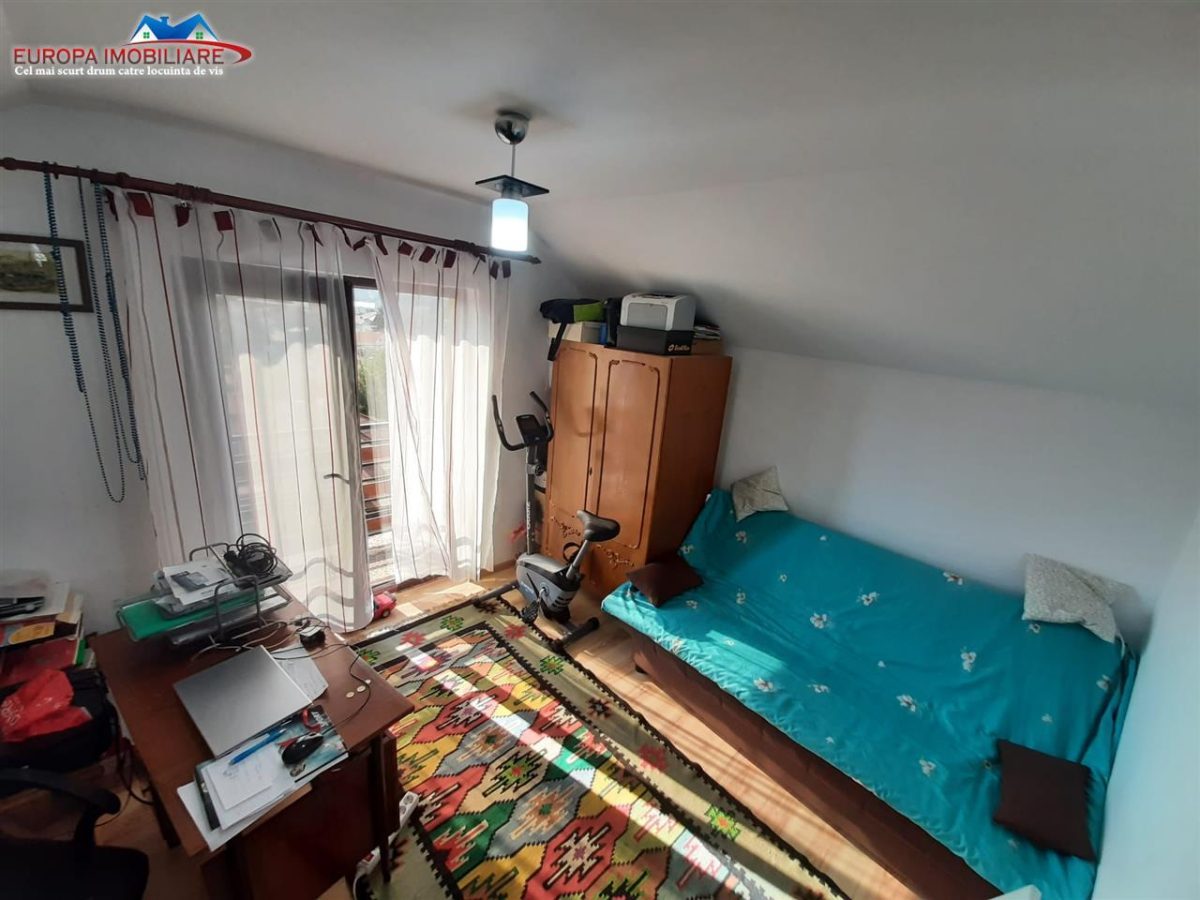 Casa D+P+M de vanzare zona centrala Tulcea - foto 13
