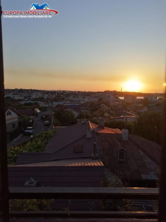 Casa D+P+M de vanzare zona centrala Tulcea - foto 14