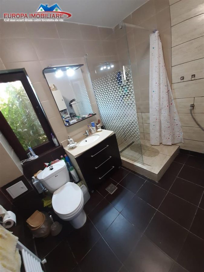 Casa D+P+M de vanzare zona centrala Tulcea - foto 15