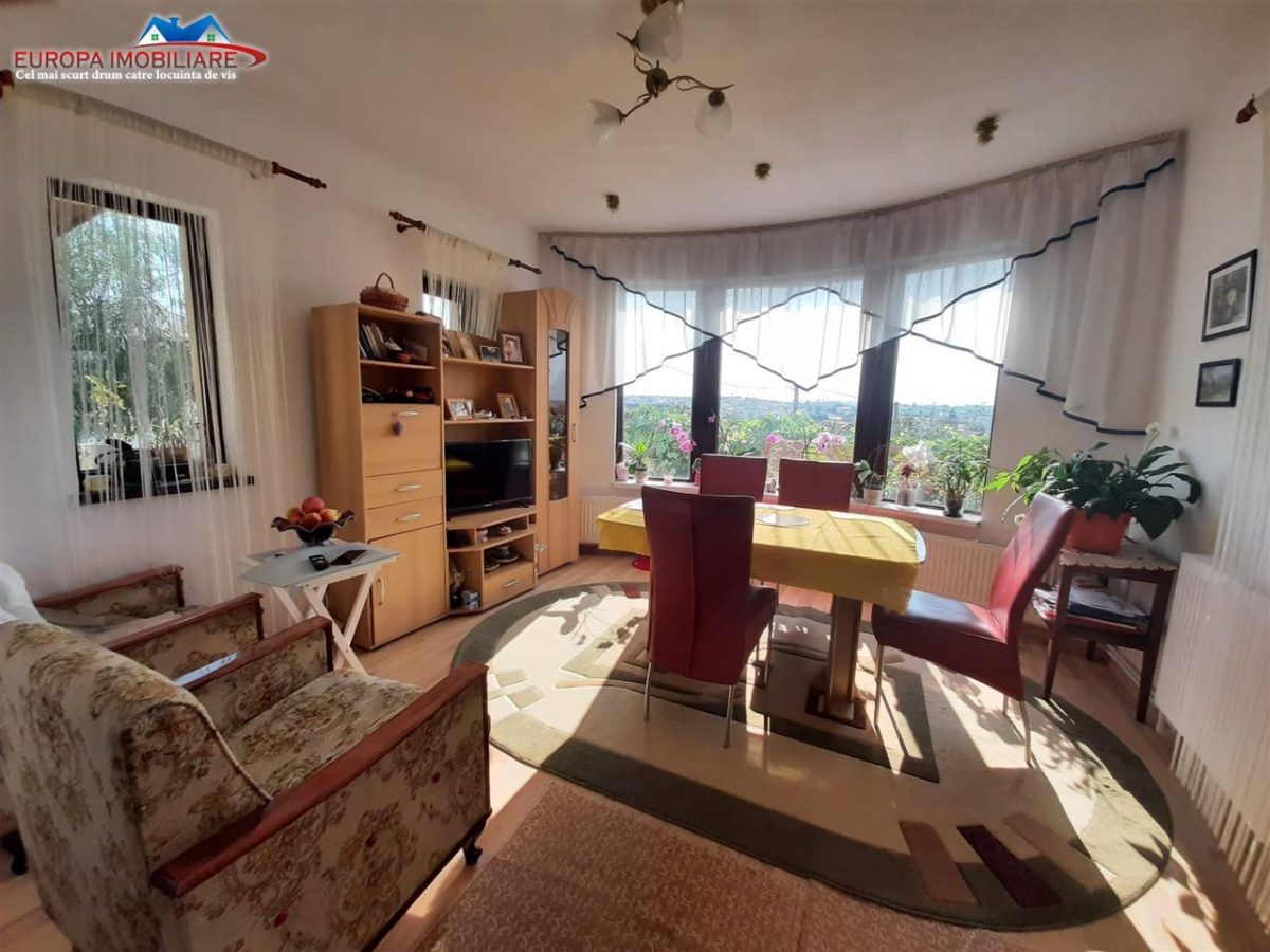 Casa D+P+M de vanzare zona centrala Tulcea - foto 4