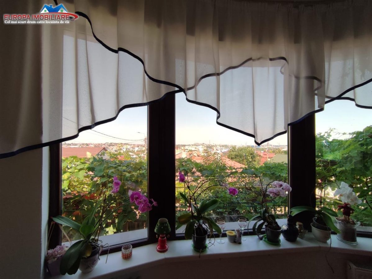 Casa D+P+M de vanzare zona centrala Tulcea - foto 5