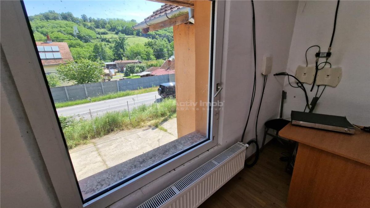 Farliug Servis Auto 65 000 euro,Corp camere 45 000 euro.Comision ZERO Cumparator - foto 15