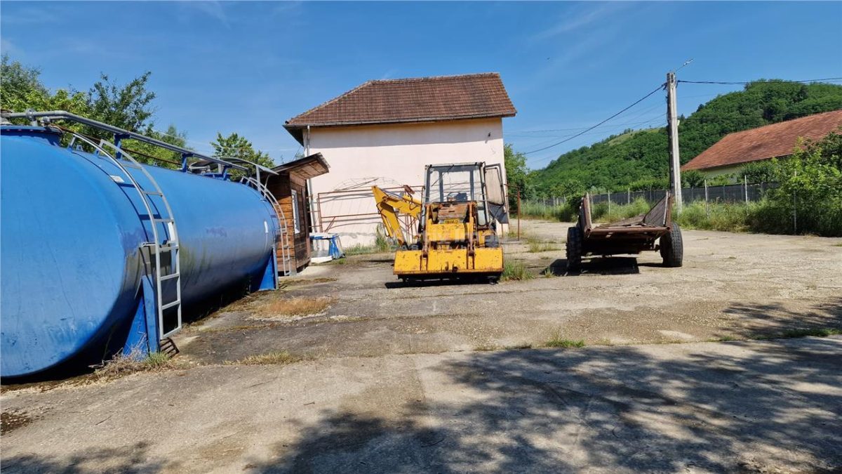 Farliug Servis Auto 65 000 euro,Corp camere 45 000 euro.Comision ZERO Cumparator - foto 20