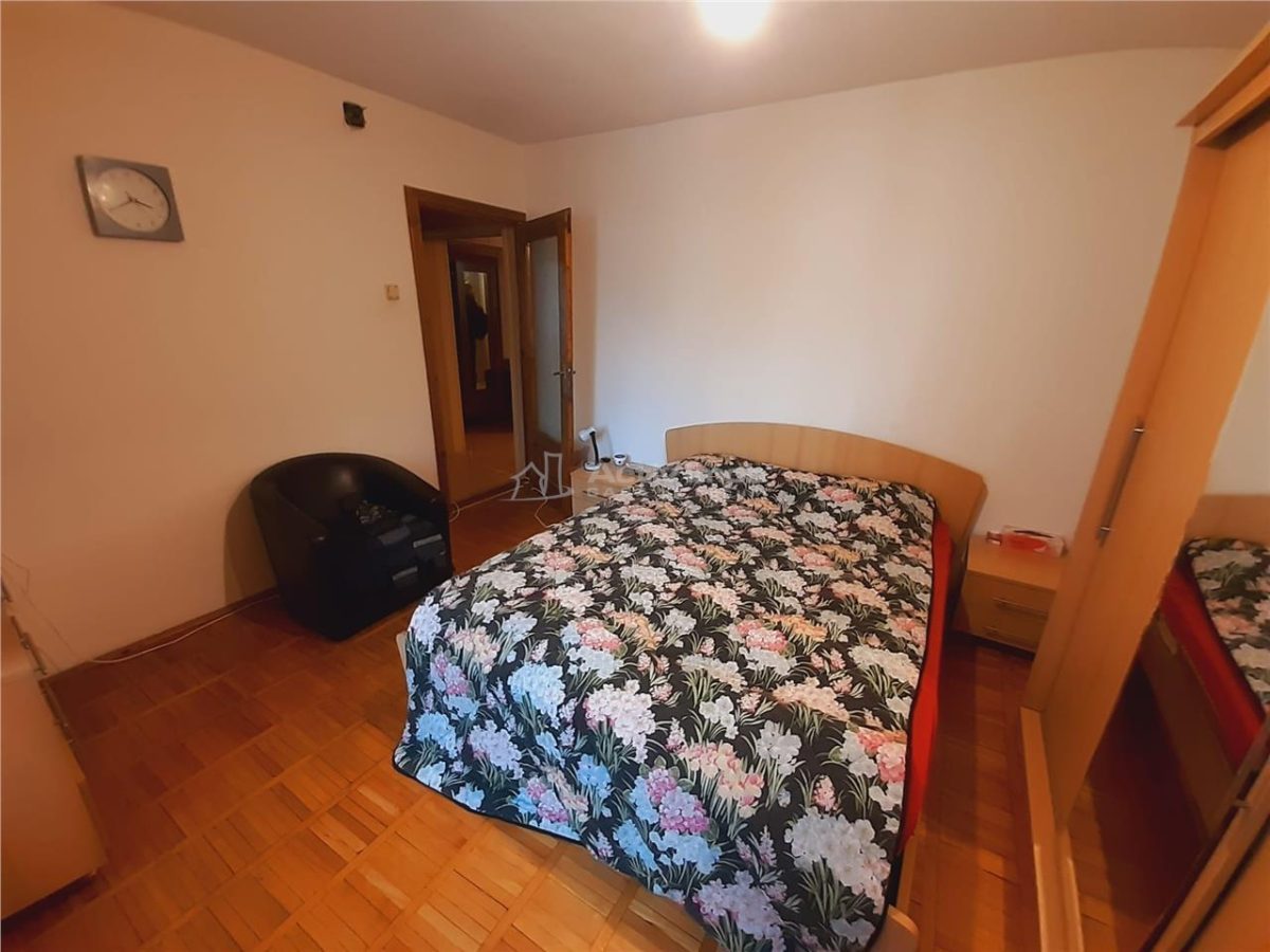 CHIRIE, Resita, 3 Cam., Cf.1, Dec., Central - foto 16