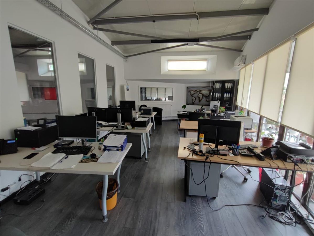 Hala 1600 mp,curte betonata 1300 mp, cu contract chirias 9500 e - foto 18