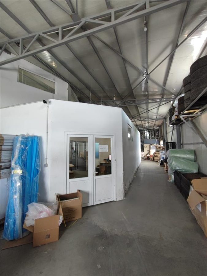 Hala 1600 mp,curte betonata 1300 mp, cu contract chirias 9500 e - foto 10