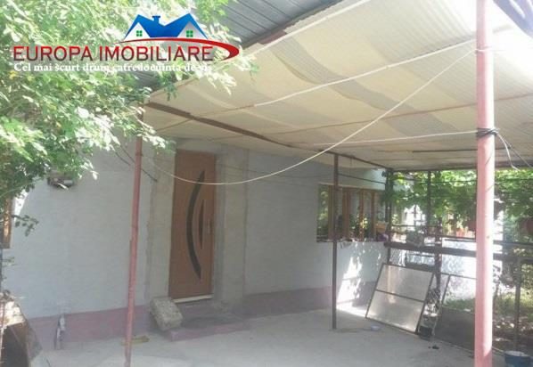 Casa cu 5 camere Zona Centrala - foto 2