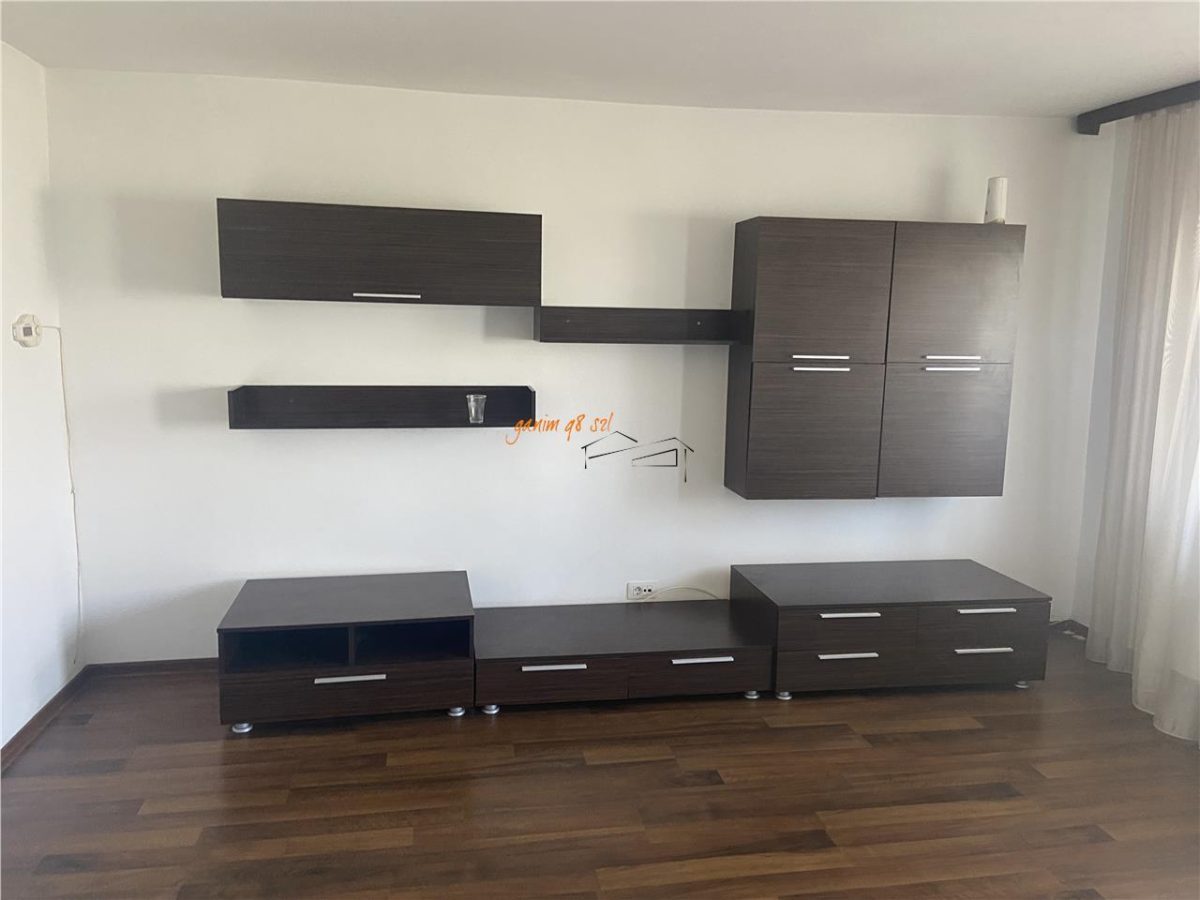 Apartament 2 camere , zona b- dul Brailei - hipermarket Kaufland , renovat ,mobilat si utilat - Focsani