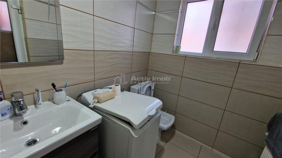 Resita Casa 7 Incaperi Parter,Etaj, Zero investitii - foto 11