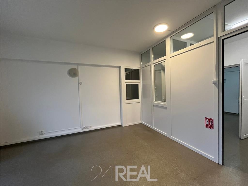 Diplomat Business Center - utilitati incluse - foto 12